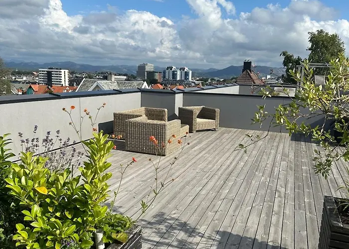Downtown With 2 Bedrooms And Balcony * Stavanger