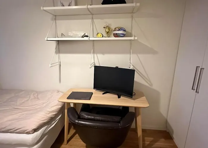 Downtown With 2 Bedrooms And Balcony סטוונגר